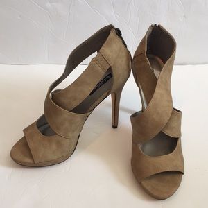 NWOT Michael Antonio dark sand ankle heels s 8.5